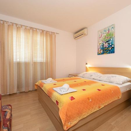 Apartments Maja Tučepi Екстериор снимка