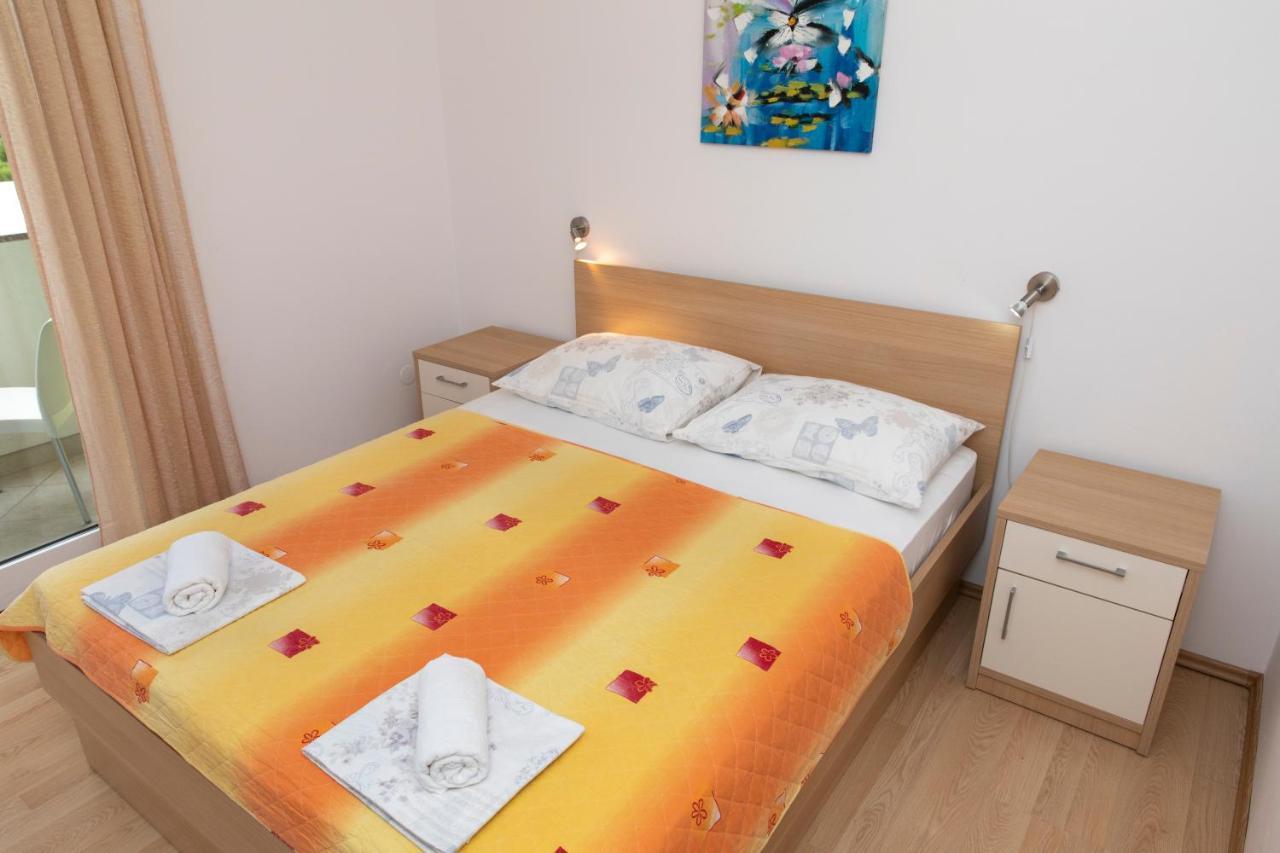 Apartments Maja Tučepi Екстериор снимка