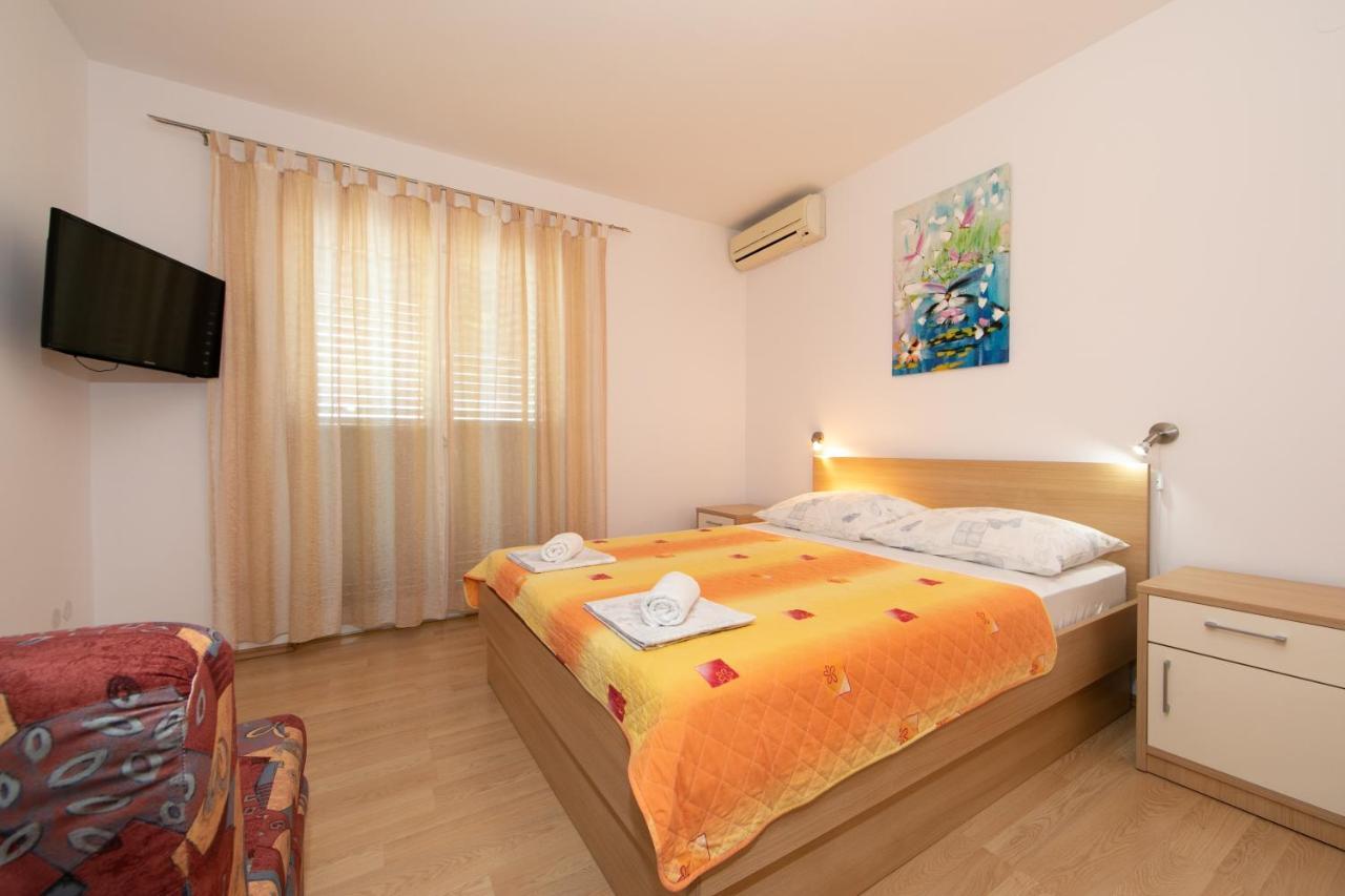 Apartments Maja Tučepi Екстериор снимка